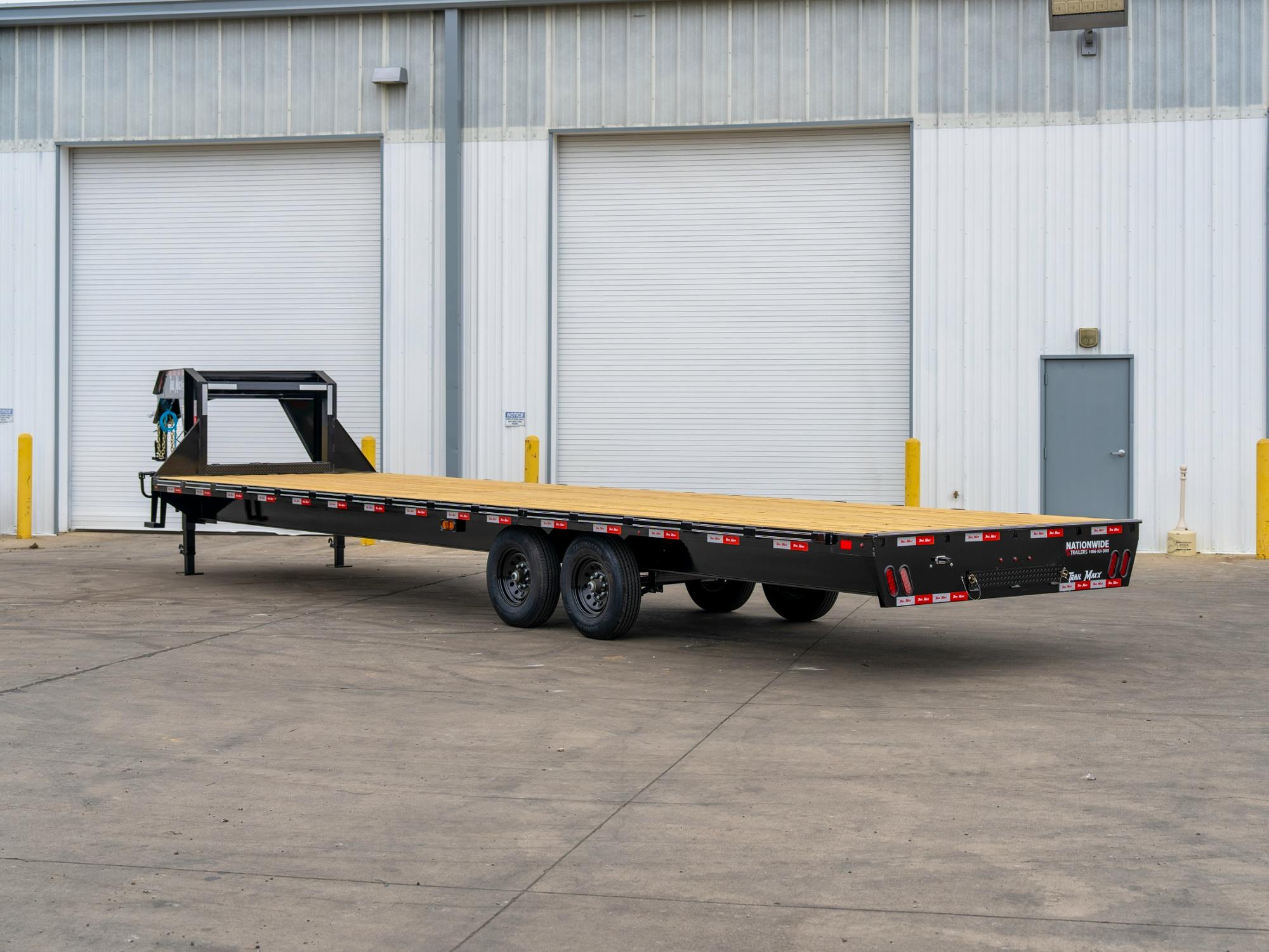 Trailmaxx 32'x102" Straightdeck Flatbed Trailer