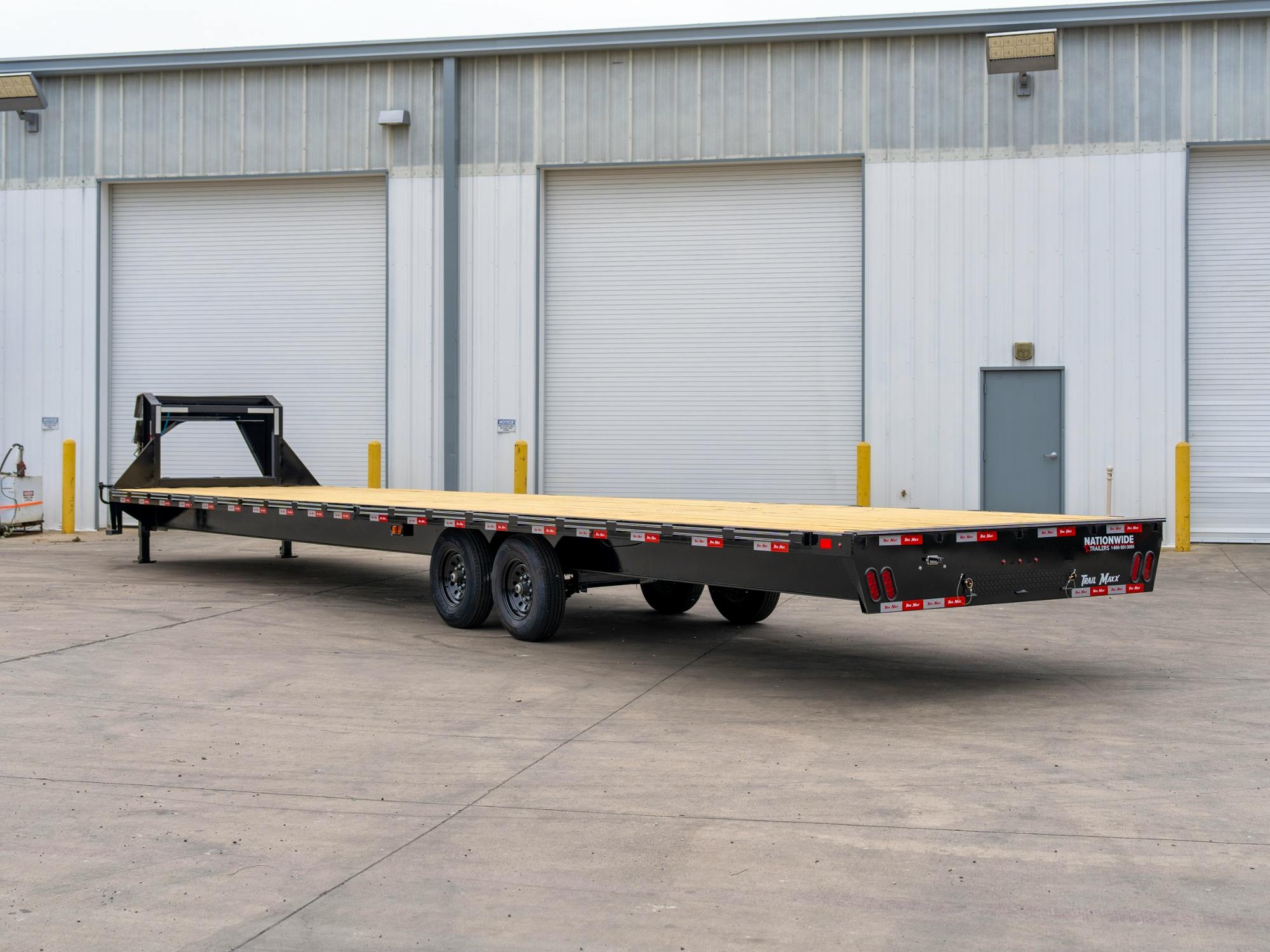 TrailMaxx 40'x102" Straightdeck Flatbed Trailer